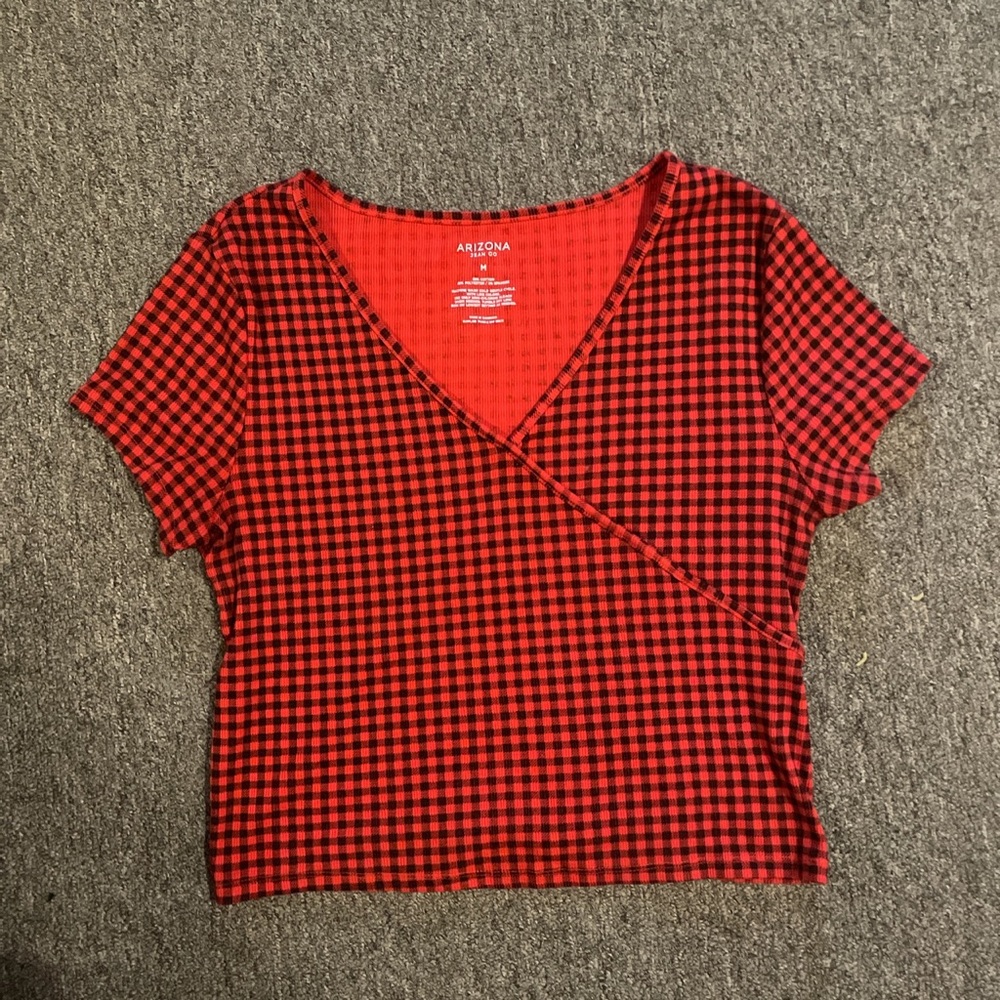 Arizona Jeans Co Red and Black Top